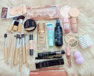 Total Makeup Combo